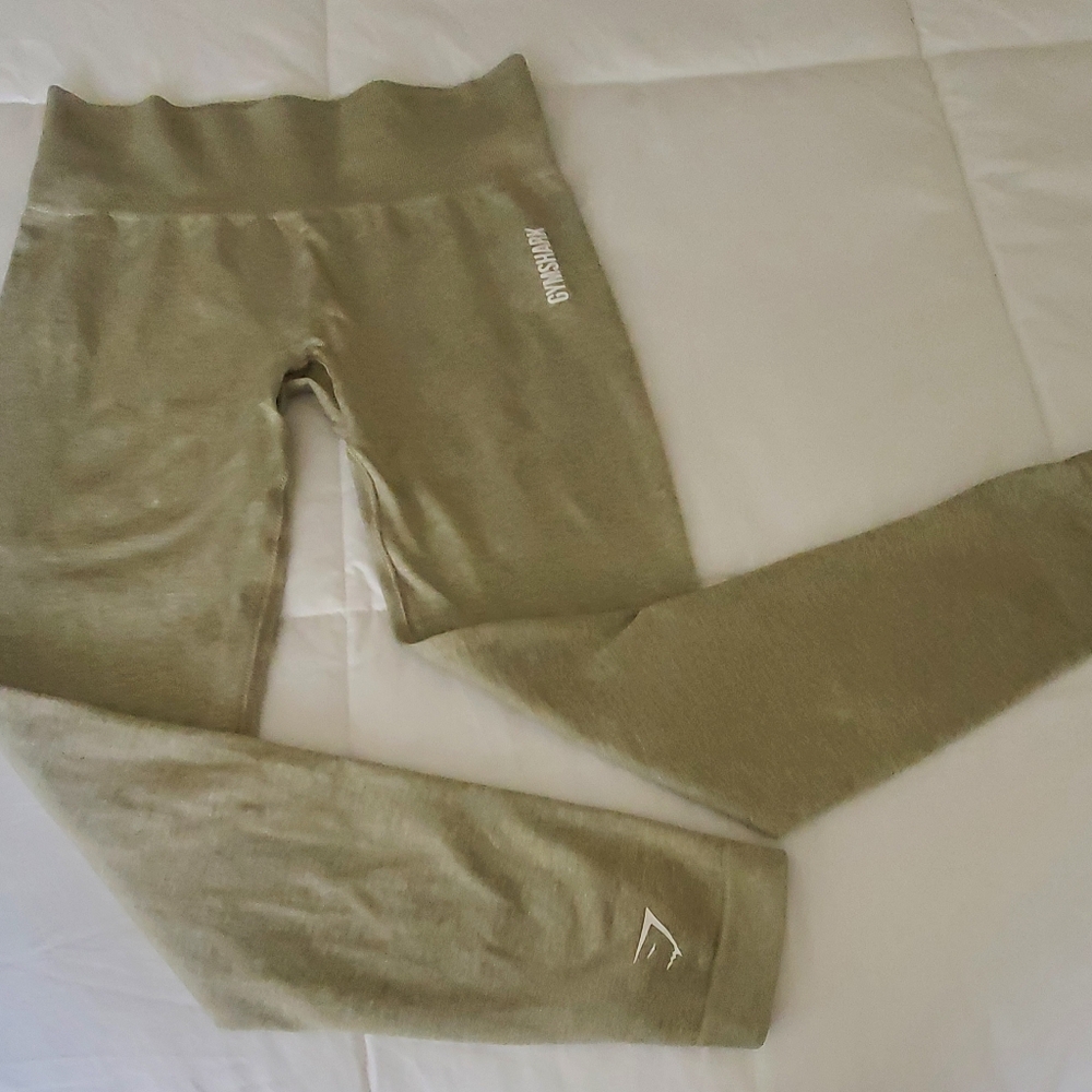 Gymshark (2 Pair) Tan And Grey Leggings Size small New